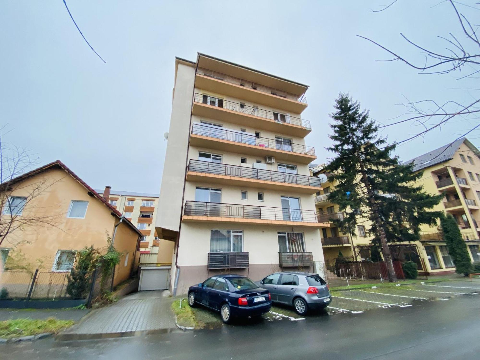 Rentforcomfort Charming Flat In Apartment Bistriţa