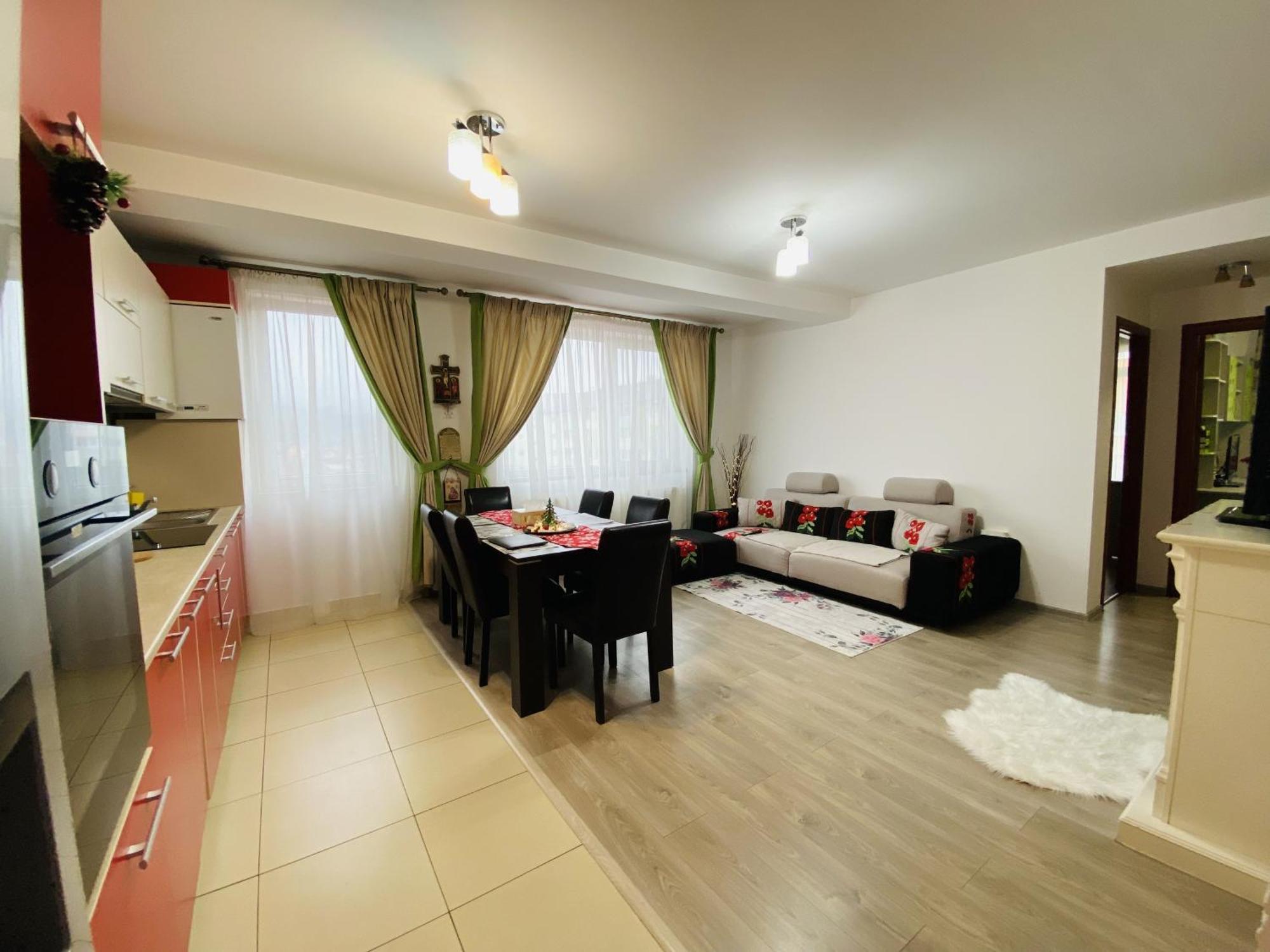 Apartment Rentforcomfort Charming Flat In Bistriţa